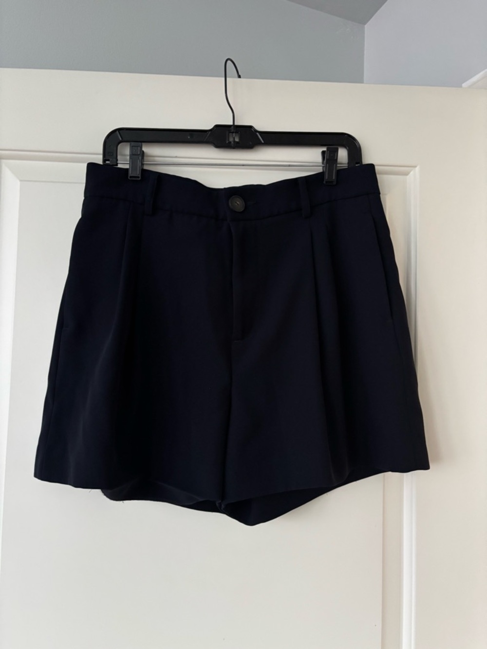Vince Navy High-Rise Pleated Shorts